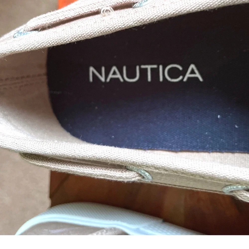 Nautica Spinnaker Twill Mens 9.5 Tan Boat Shoes Canvas Loafers NEW